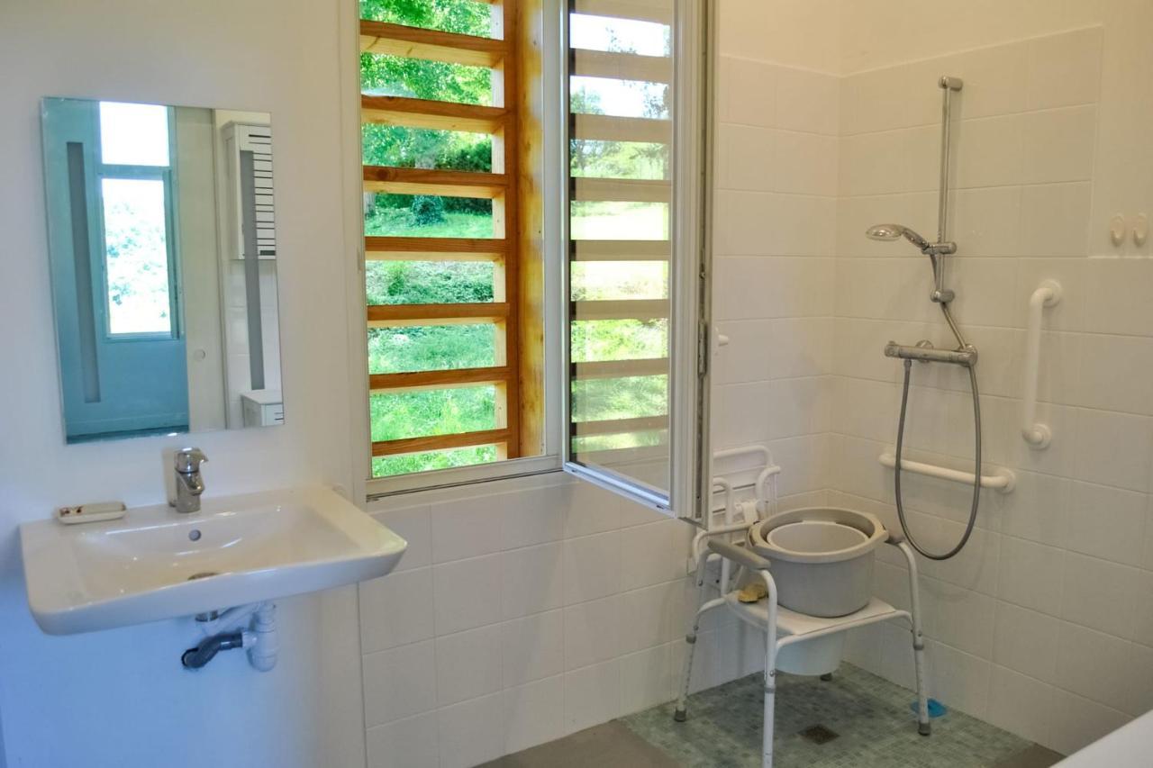 Ancienne Sechoir A Tabac Idealement Place A Limeuil Pour 4 Dans La Nature Luaran gambar